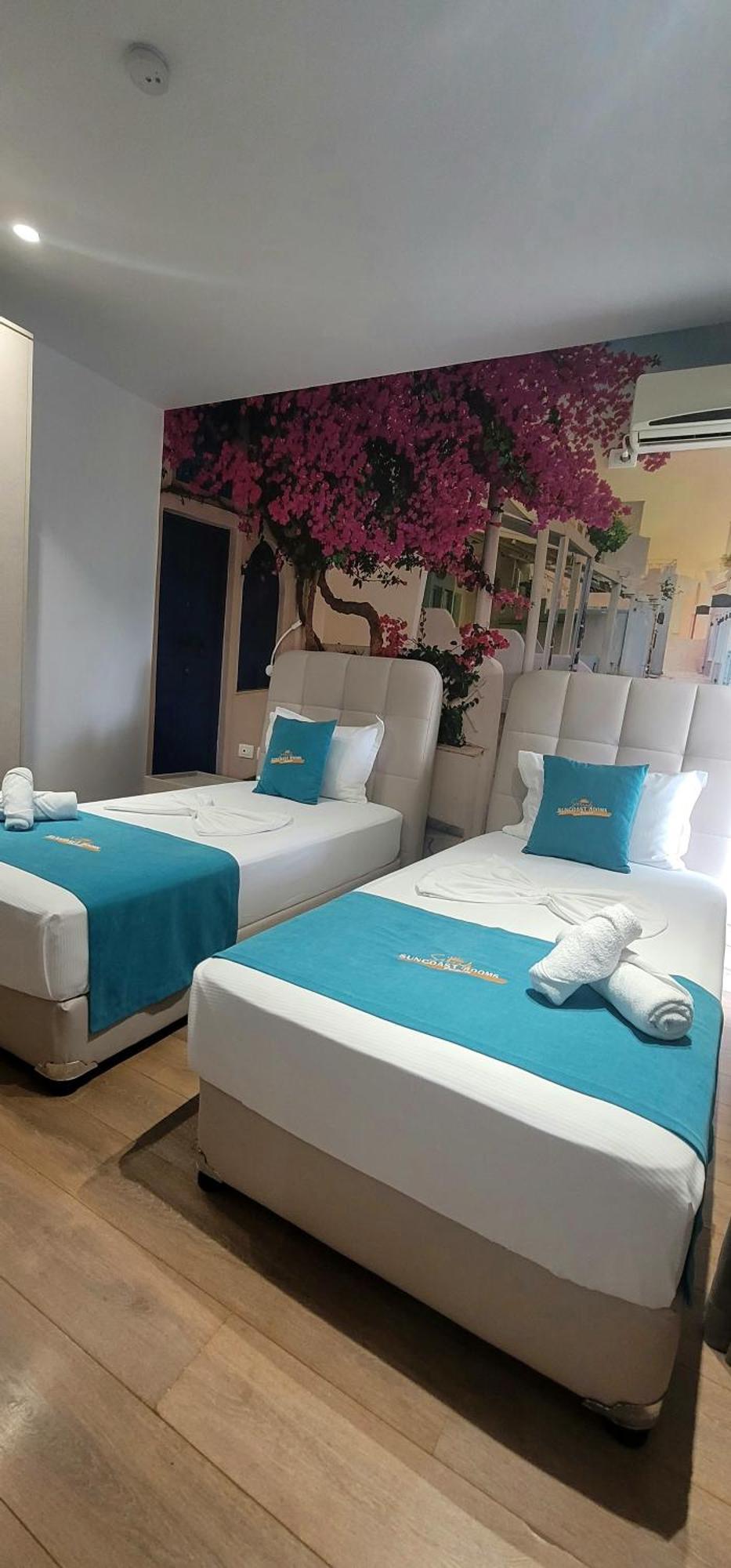 Suncoast Rooms Port Side Sarandë Exteriér fotografie